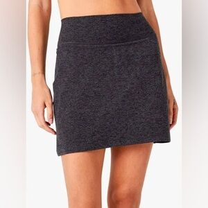Beyond Yoga Move It Space Dye Skort Grey